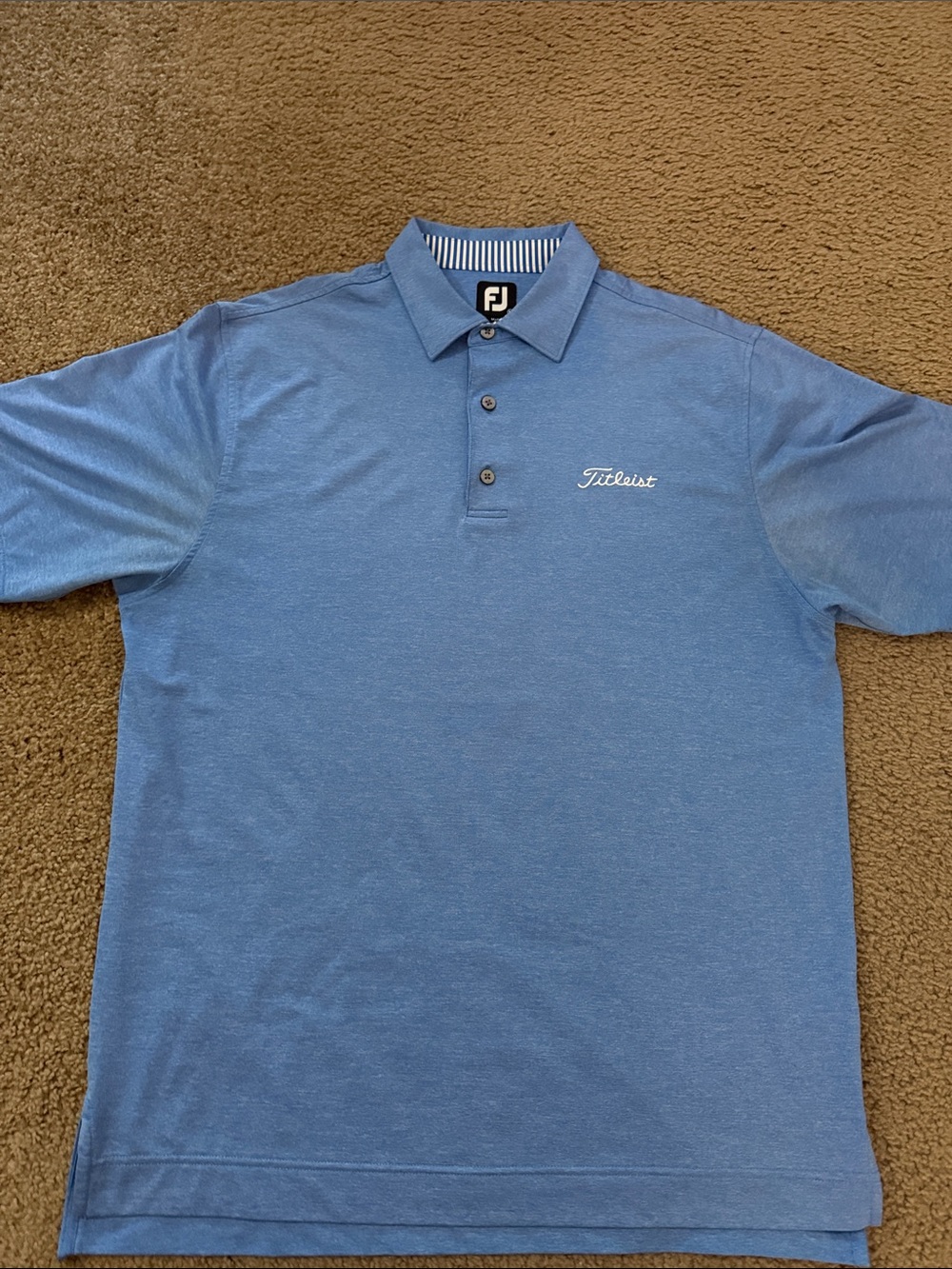 Titleist Men’s Light Blue Polo with Striped Collar Detail